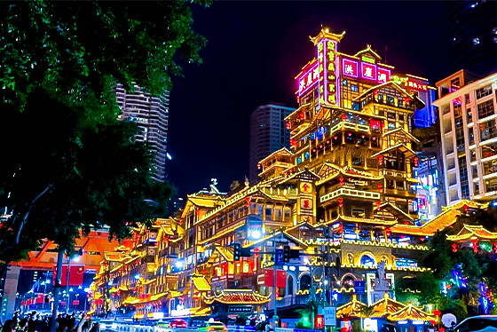 奢華．醉美重慶｜重慶8日 洪崖洞夜景．長江索道．兩江VIP遊船．米其林/黑珍珠美食-文化參訪