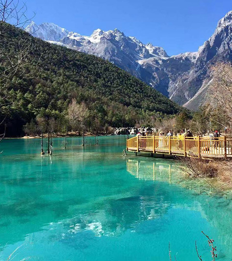  雪山湖境慢旅｜深度雲南．昆大麗香瀘9日